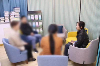 硚口 檢察官+心理咨詢師 共把“家庭教育脈” 面向家長(zhǎng)實(shí)施的家庭教育咨詢服務(wù)